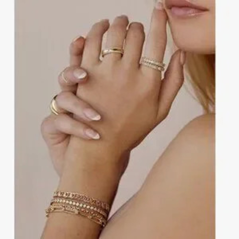 Anthro Hearts Gold Bracelet - Picture 3 of 5